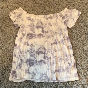 HOLLISTER off the shoulder